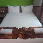 Loji Hotel