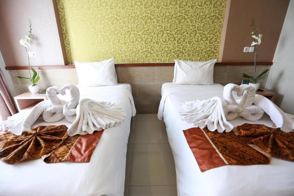 Loji Hotel