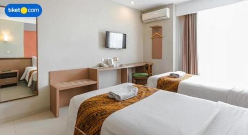 Loji Hotel